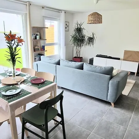 Maison Moderne A בית נופש באדן